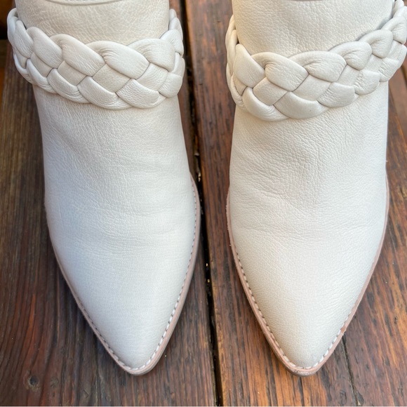 DOLCE VITA SERLA IVORY NUBUCK BRAIDED HEELED MULES SIZE 9.5 - Picture 3 of 15